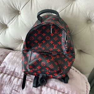 Never worn lv backpack